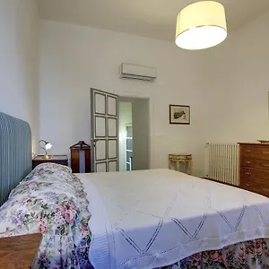 Torre Donati By Mmega Apartment Florence